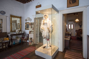 Lena's House - Mykonos Folklore Museum