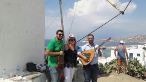 Ο μύλος του Μπόνη στολισμένος για τη γιορτή του τρύγου.